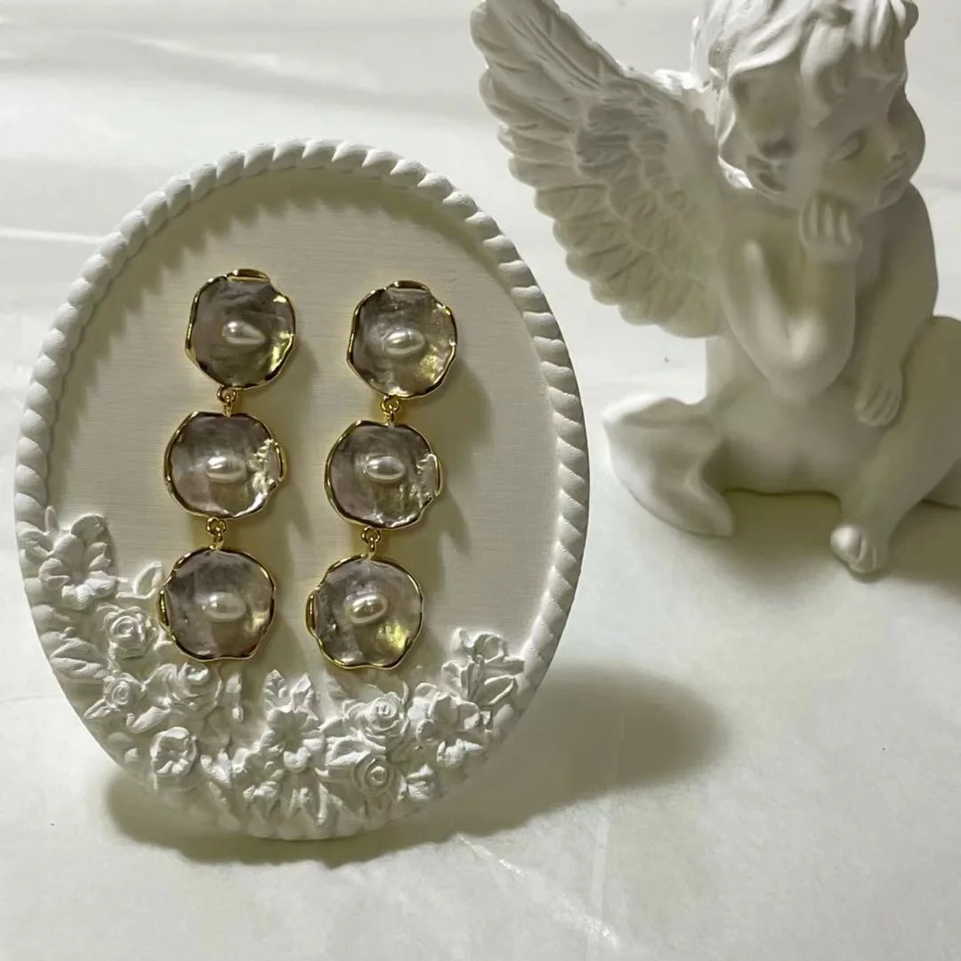 Shell Design Freshwater Pearls Drop Earrings