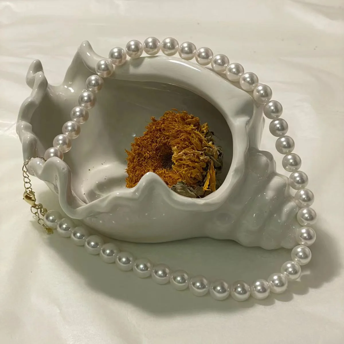 6mm Classic Imitation Pearl Necklace - Elegant Design