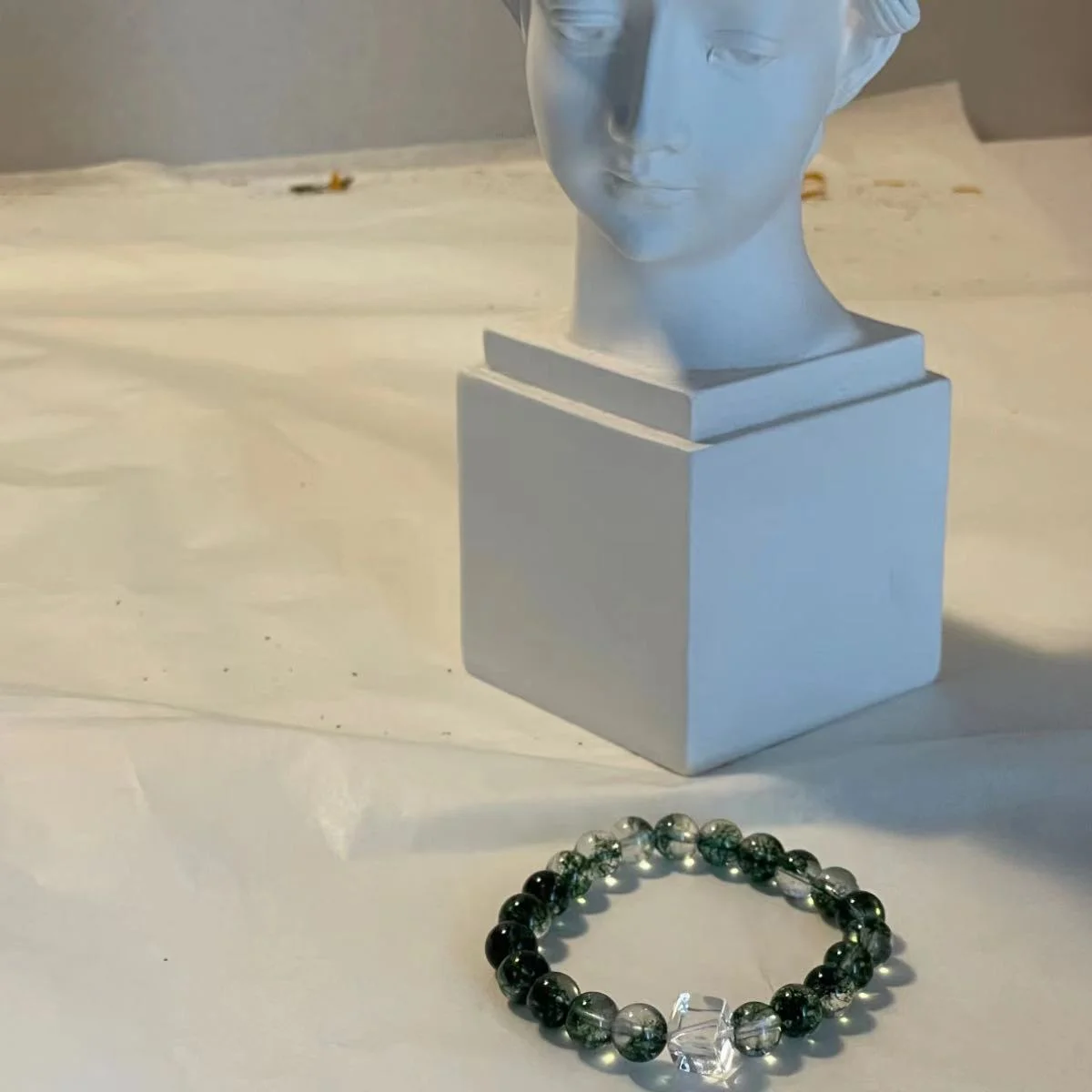 8mm Green Ghost Crystal Beaded Bracelet - Self-Healing & Regeneration