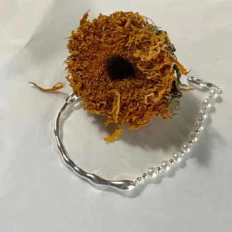 Silver Plated Imitation Pearl Bracelet - Elegant Design