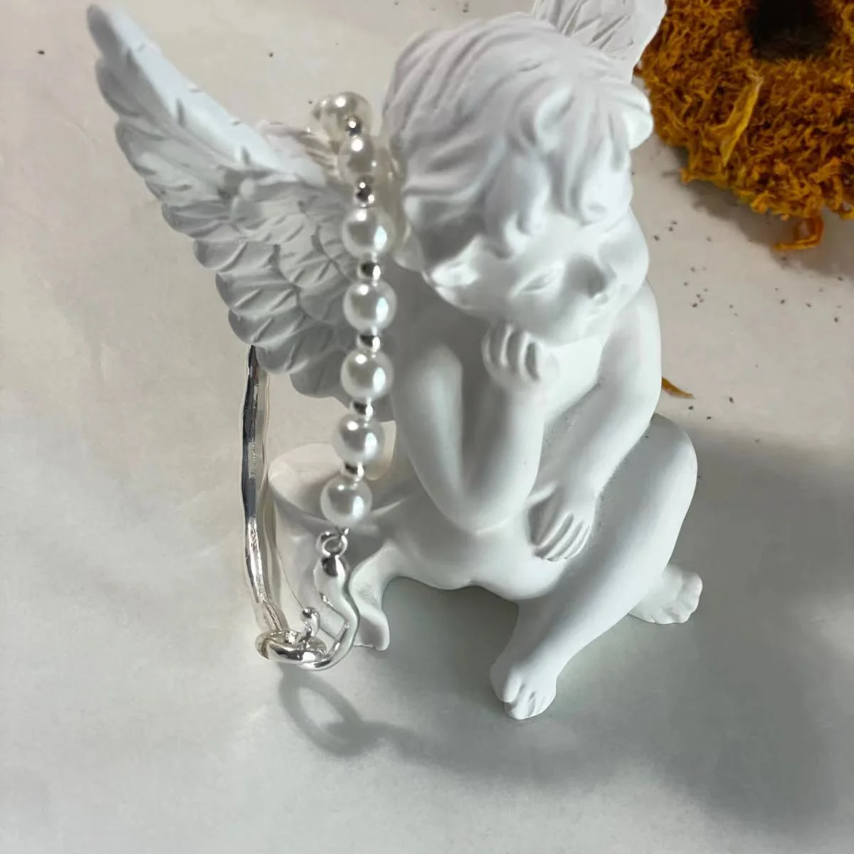 Silver Plated Imitation Pearl Bracelet - Elegant Design