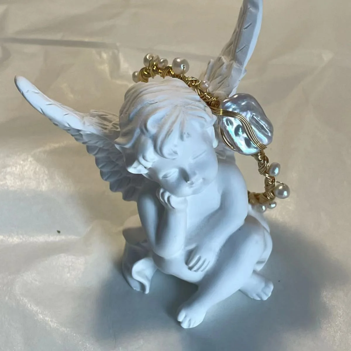 Yellow Brass Open Bangle Bracelet with Imitation Pearls Yellow Brass Open Bangle Bracelet with Imitation Pearls