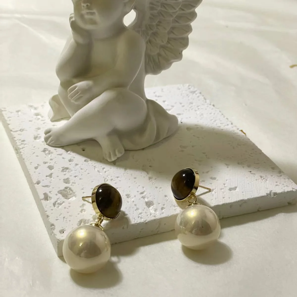 Tiger’s Eye and Imitation Pearl Drop Earrings Image Tiger’s Eye and Imitation Pearl Drop Earrings