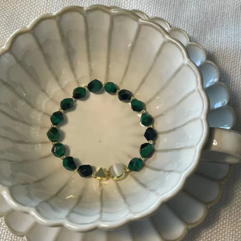 Green Tiger’s Eye Beaded Bracelet - Stylish Gemstone Jewelry