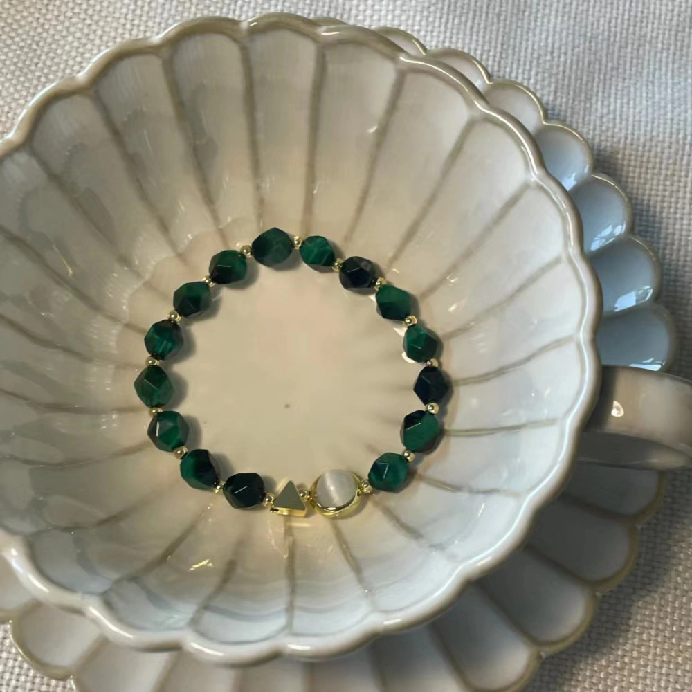 Green-Tiger_s-Eye-Stone-Bracelet-Product-Image-03 Green Tiger’s Eye Beaded Bracelet - Stylish Gemstone Jewelry