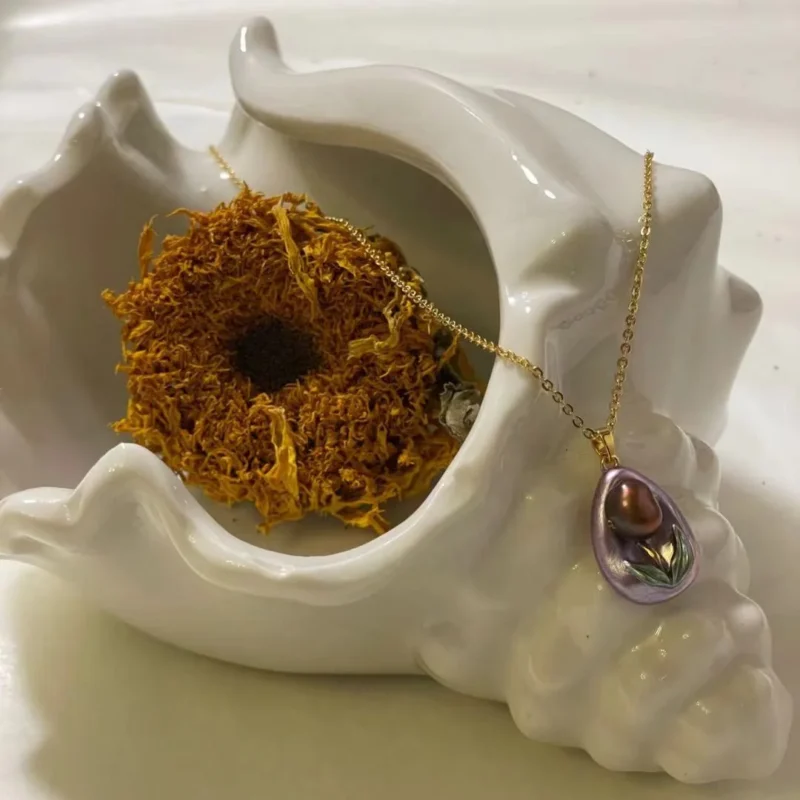 18K Gold Plated Tulip Pendant Necklace - Oil Painting Style