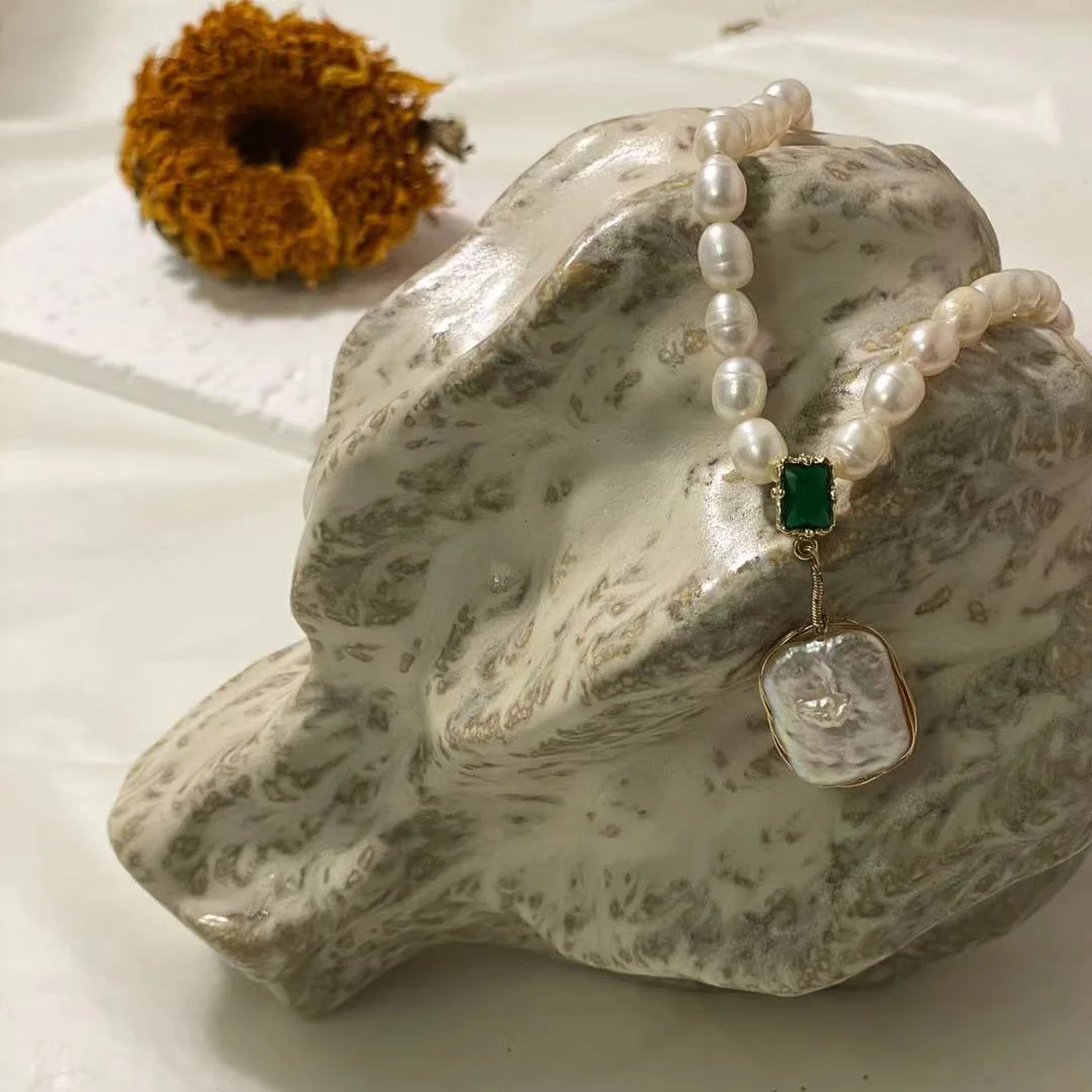 White Freshwater Pearl Necklace with Baroque Pendant