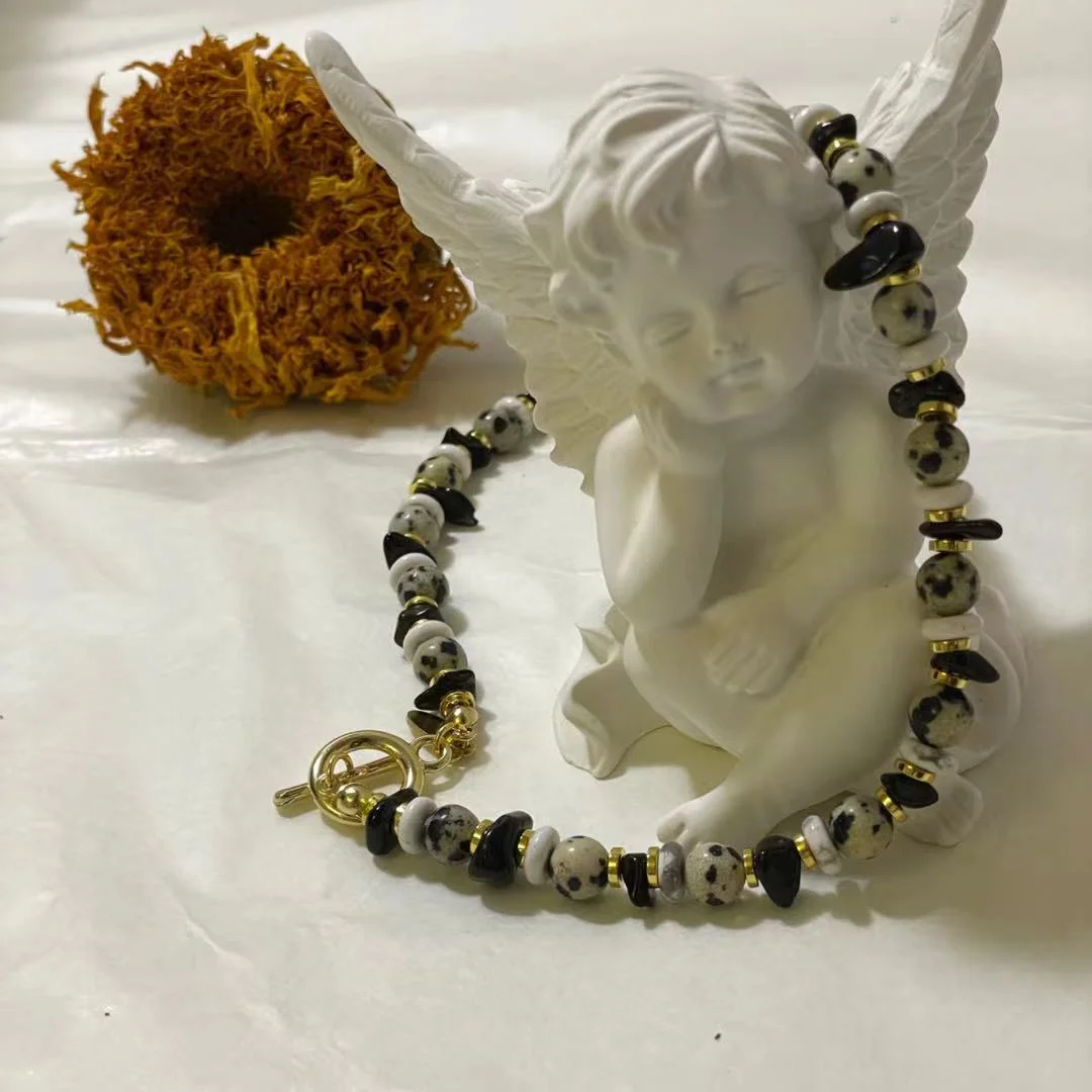 White Turquoise Beaded Necklace - Stylish & Modern