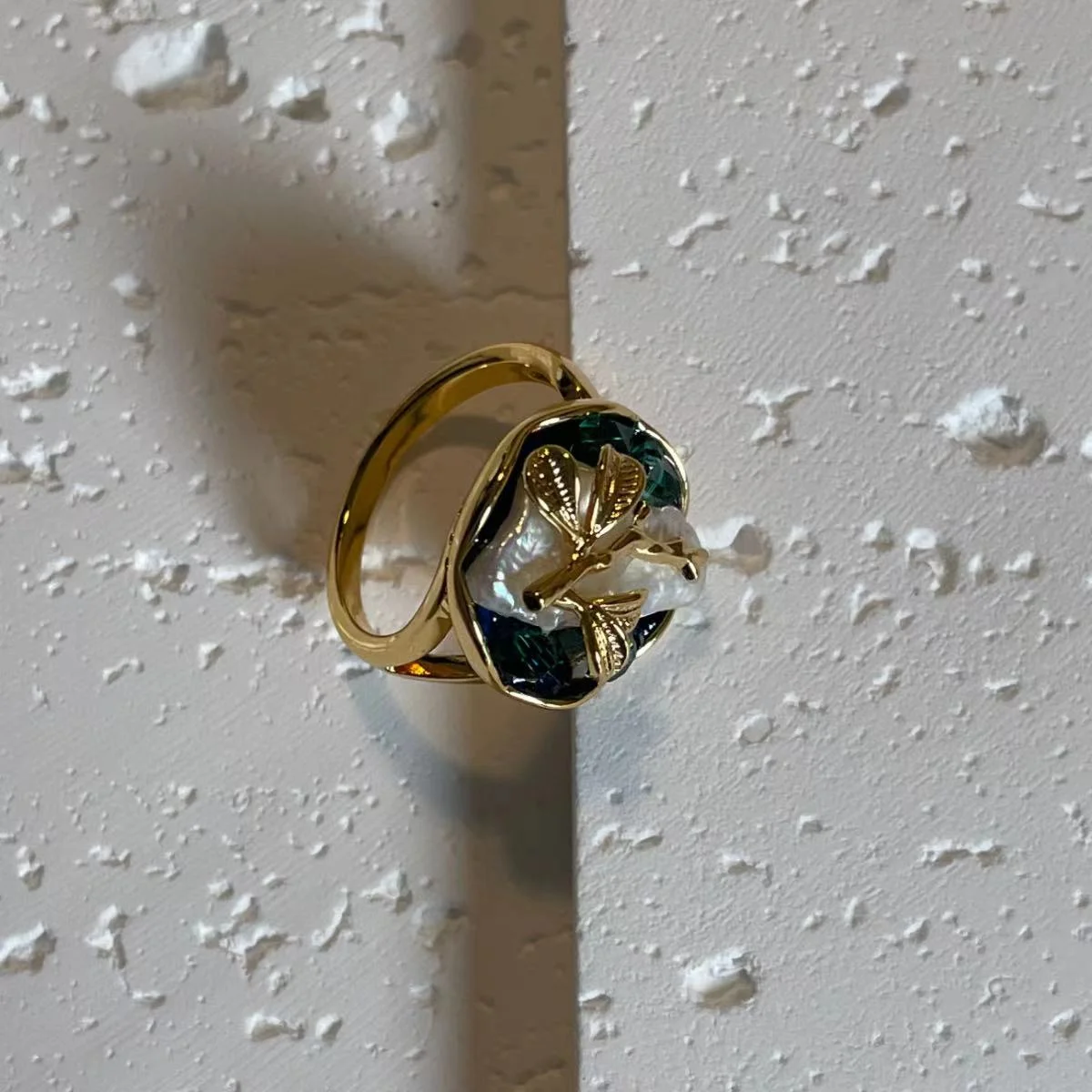 22K Gold Plated Floral Branch Open Ring 22K Gold Plated Floral Branch Open Ring - Elegant Flower Design